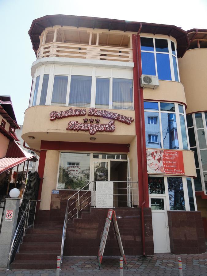 Pensiune Restaurant Avangarde Piteşti Kültér fotó