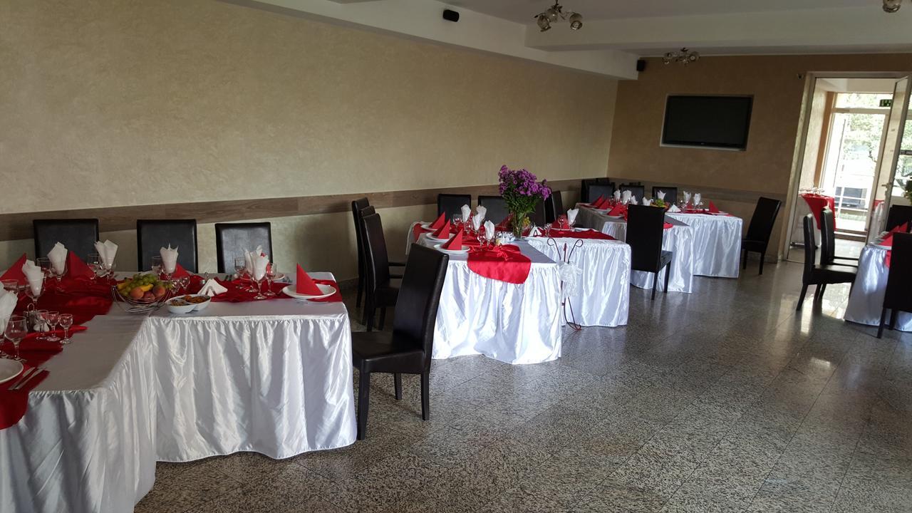 Pensiune Restaurant Avangarde Piteşti Kültér fotó